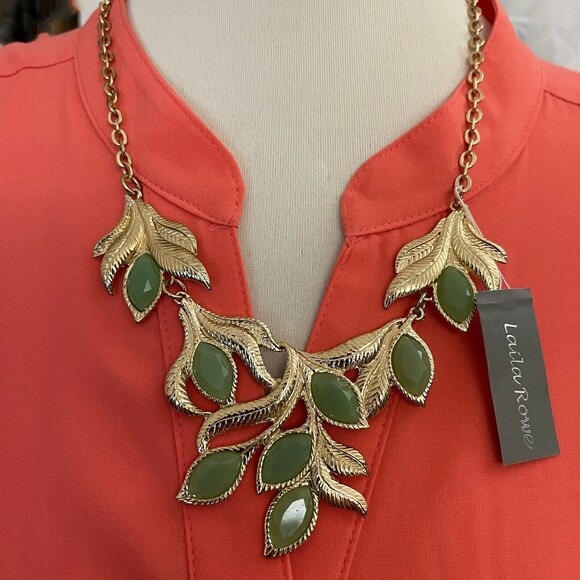 Laila Rowe Gold-tone Chain Green Leaves Women's Fashion Necklace NWT - Picture 1 of 4